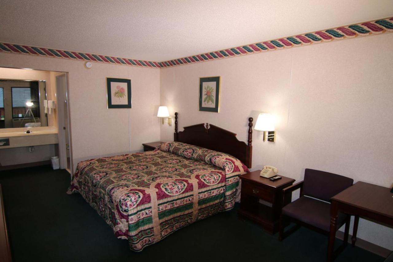 Executive Inn Kershaw Екстериор снимка