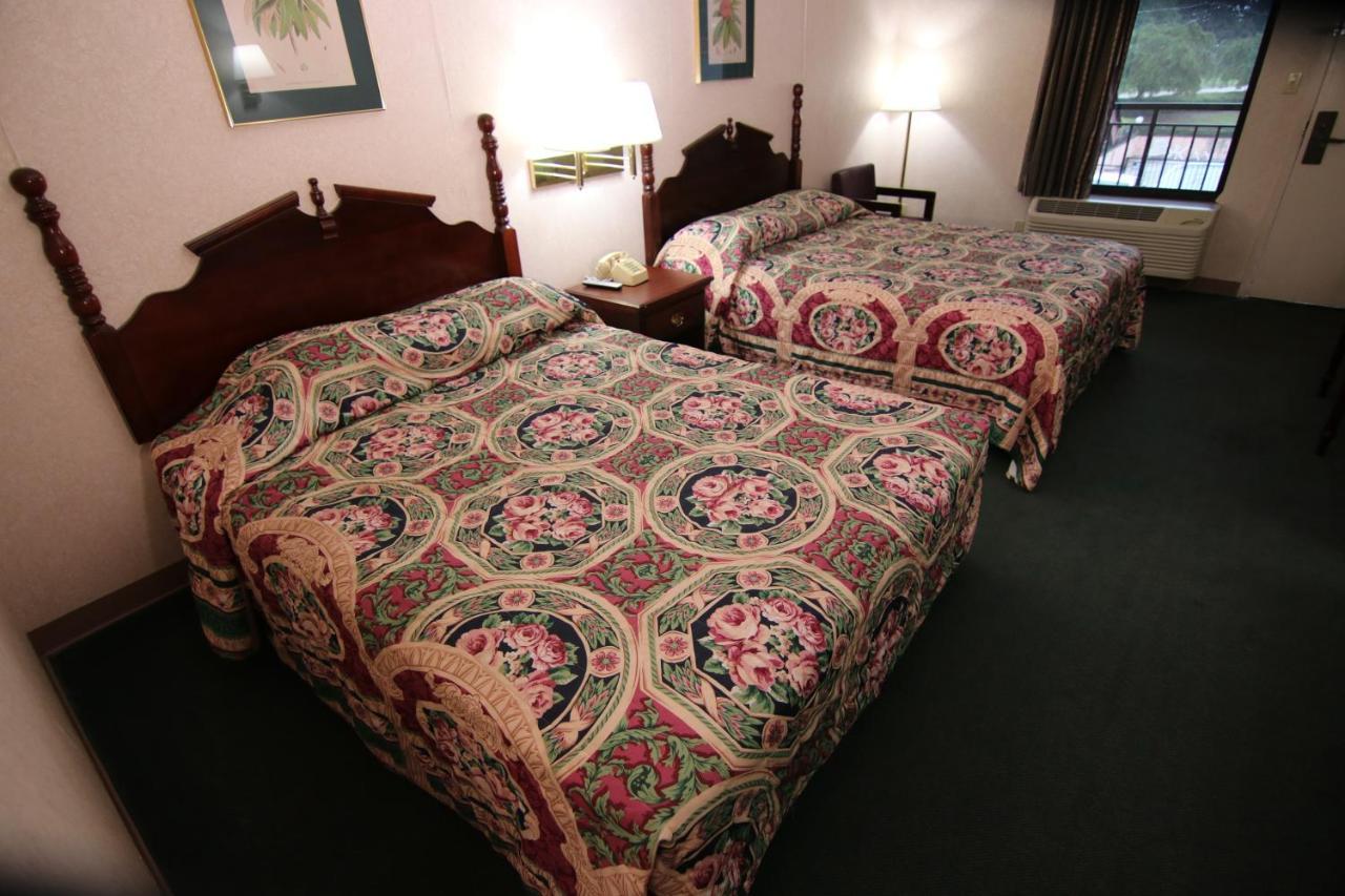Executive Inn Kershaw Екстериор снимка